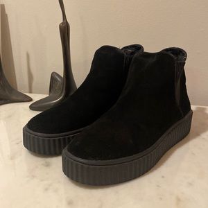 J Slides high top Chelsea boot creeper sneaker black suede womens size 7